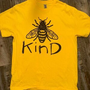 Bee Kind Gildan Yellow T-Shirt Unisex Medium